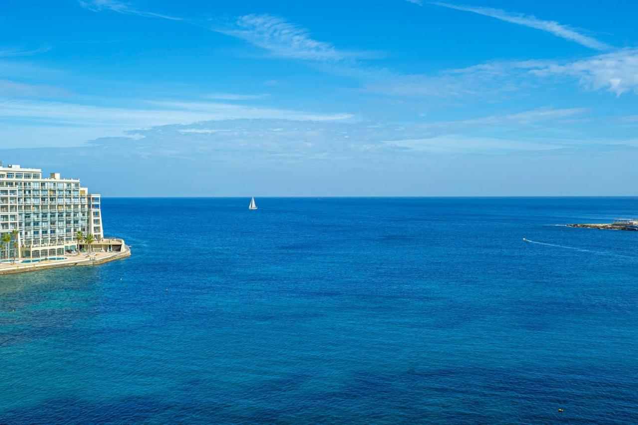 Spinola Bay Top Floor Seafront 3 Bedroom Apartment With Panoramic Sea Views - By Getawaysmalta Saint Julian's Εξωτερικό φωτογραφία