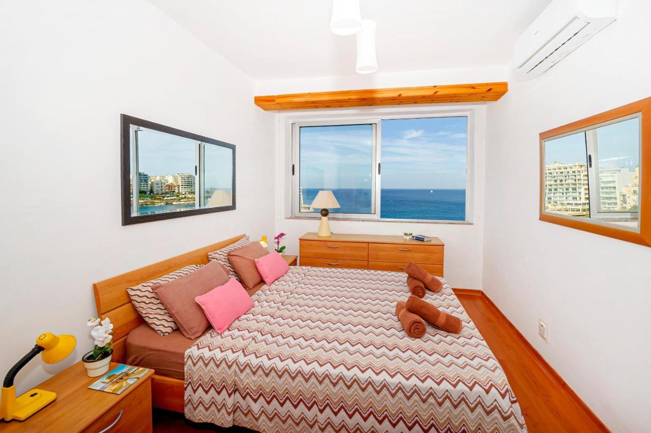 Spinola Bay Top Floor Seafront 3 Bedroom Apartment With Panoramic Sea Views - By Getawaysmalta Saint Julian's Εξωτερικό φωτογραφία