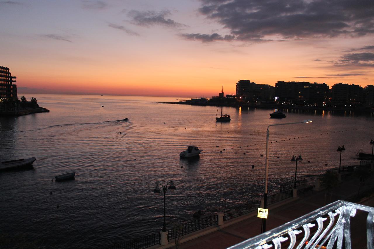 Spinola Bay Top Floor Seafront 3 Bedroom Apartment With Panoramic Sea Views - By Getawaysmalta Saint Julian's Εξωτερικό φωτογραφία