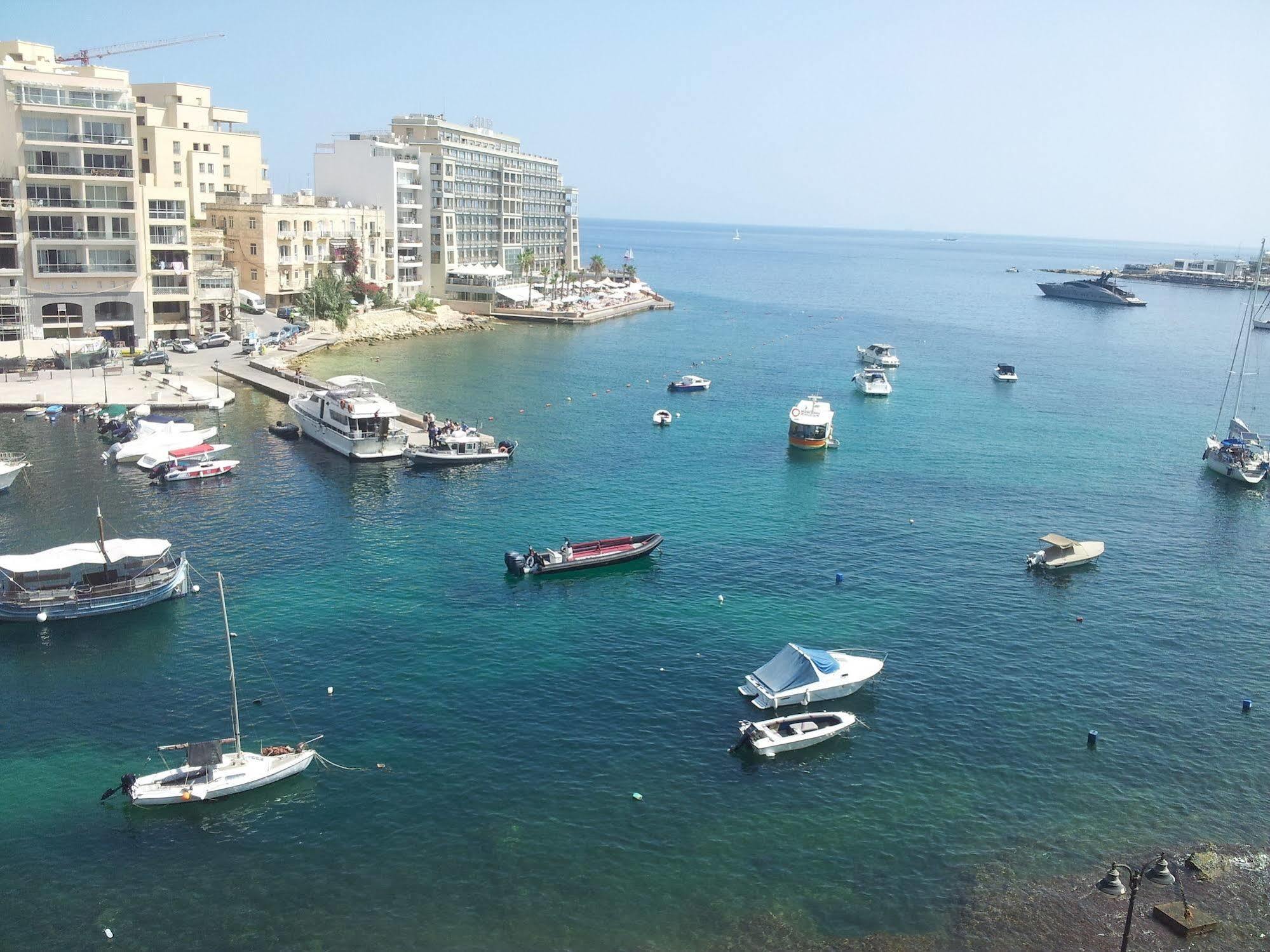Spinola Bay Top Floor Seafront 3 Bedroom Apartment With Panoramic Sea Views - By Getawaysmalta Saint Julian's Εξωτερικό φωτογραφία
